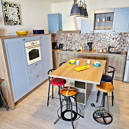 By The Sea Krilo Jesenice, Omis - 23043 Apartment Jesenice (Split-Dalmatia)